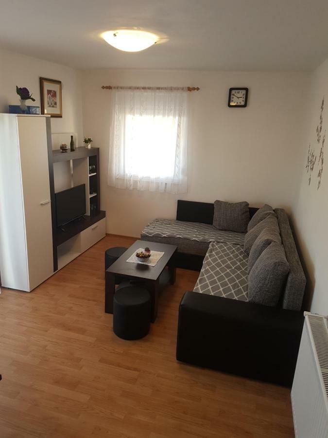 Apartmani Luca Fažana Esterno foto