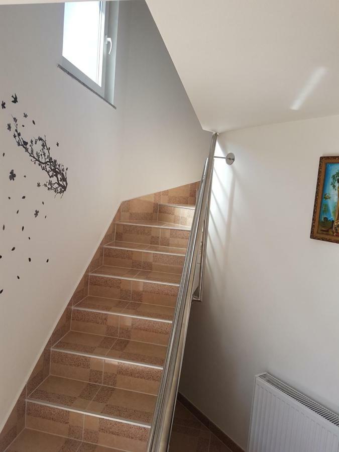 Apartmani Luca Fažana Esterno foto